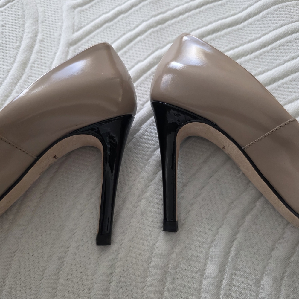 LK Bennett Women's Black and Cream Heels - Picture 2 of 8